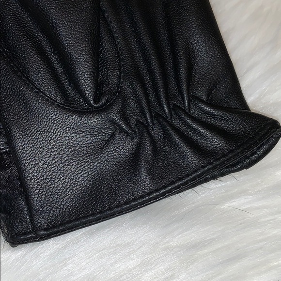 I PM Women’s Touchscreen Leather Gloves - Picture 6 of 8